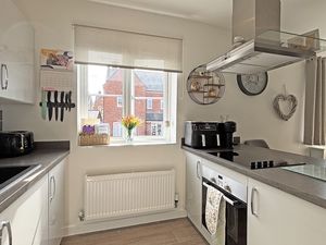 Photo 19- click for photo gallery